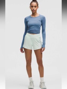 Lululemon* Hotty Hot High-Rise Lined Short 4"